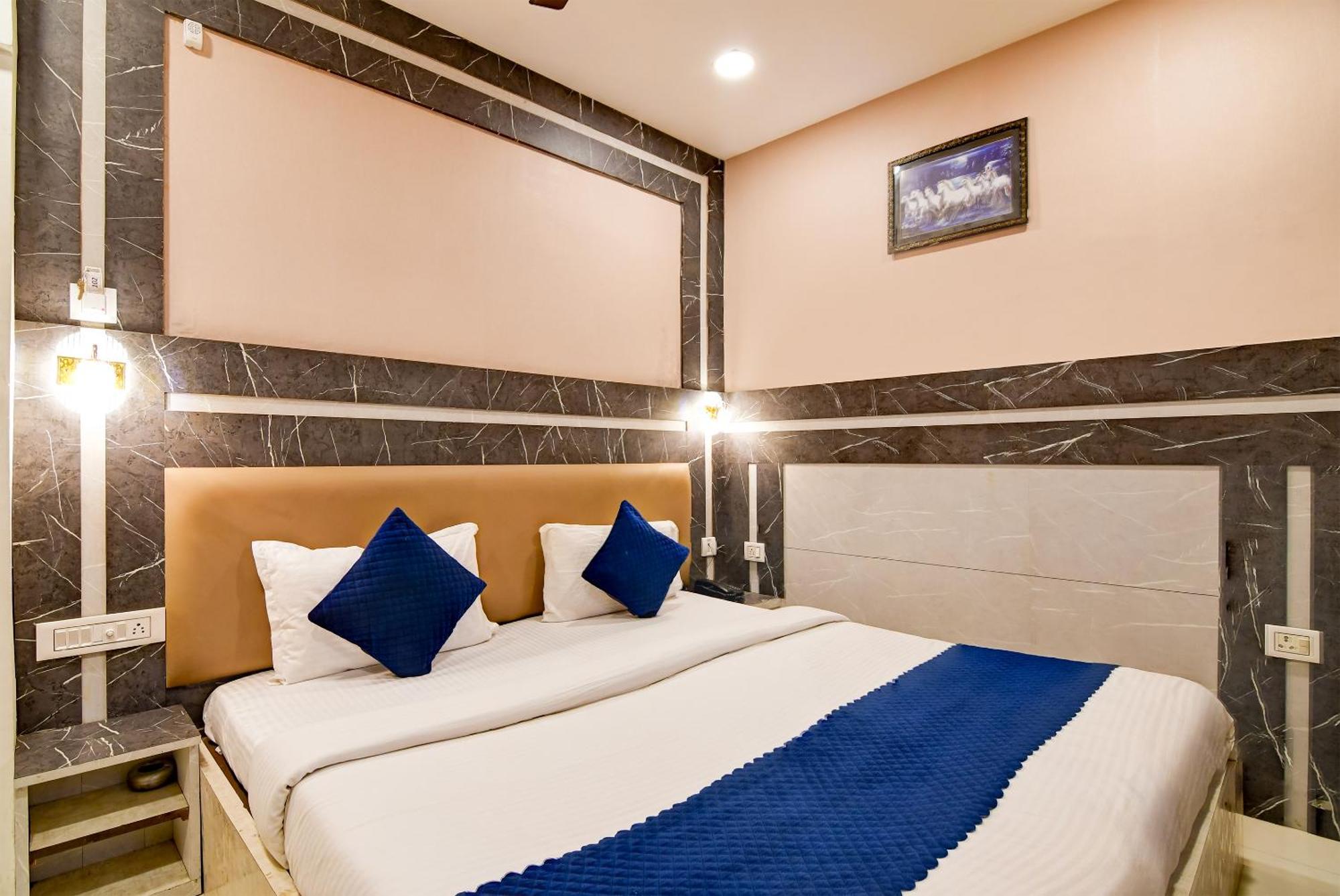 Hotel Q Inn Calcutta Eksteriør billede