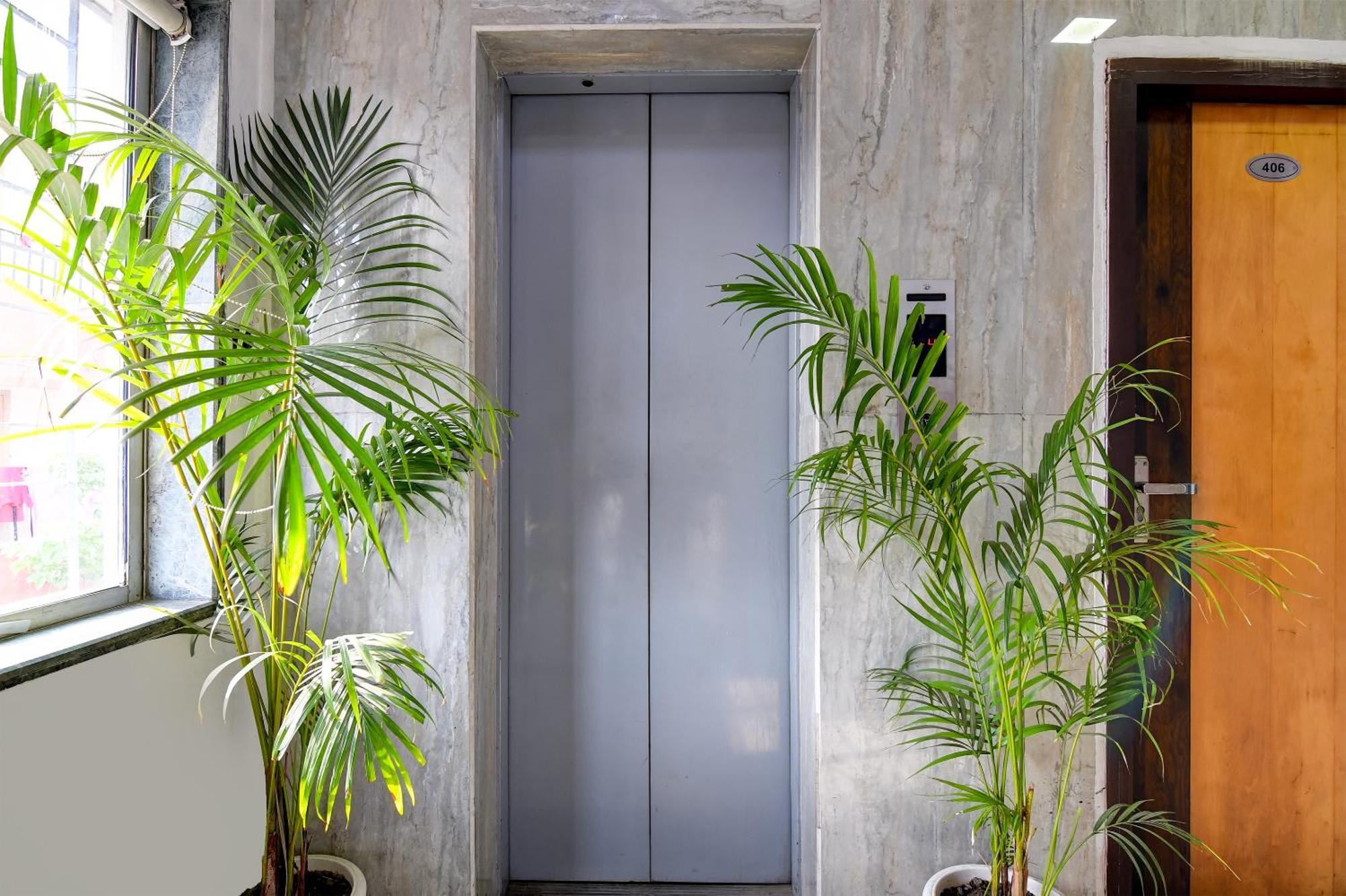Hotel Q Inn Calcutta Eksteriør billede