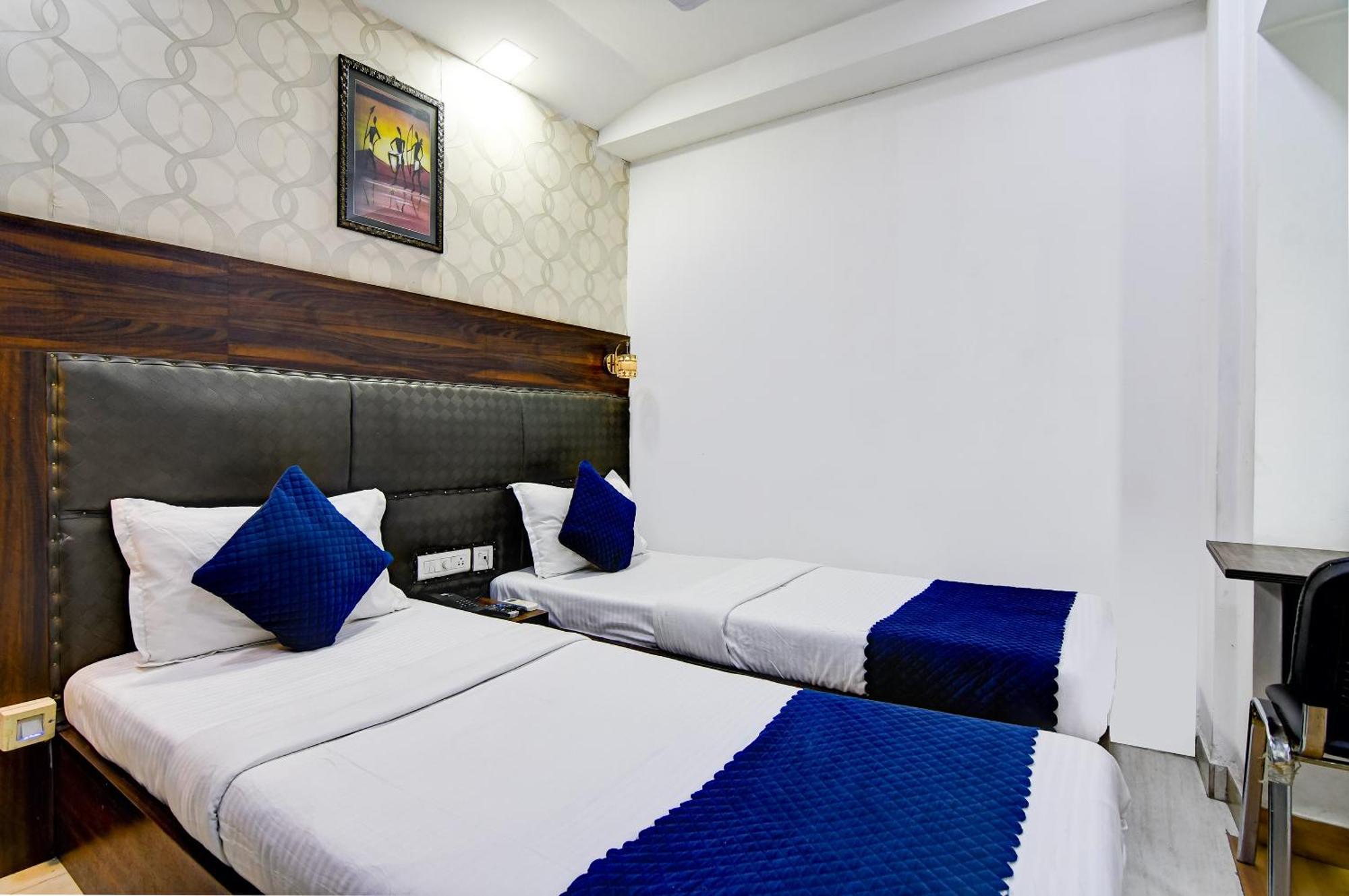 Hotel Q Inn Calcutta Eksteriør billede